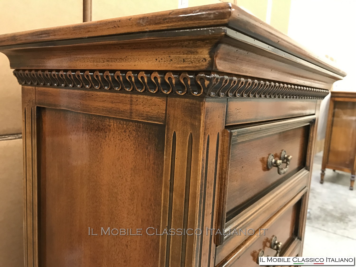 Cassettiera classica legno personalizzata